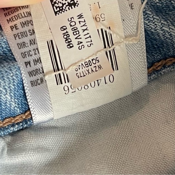 American Eagle High Rise Light Wash Straight Leg Denim Jeans Women’s 10 Short - Picture 6 of 11